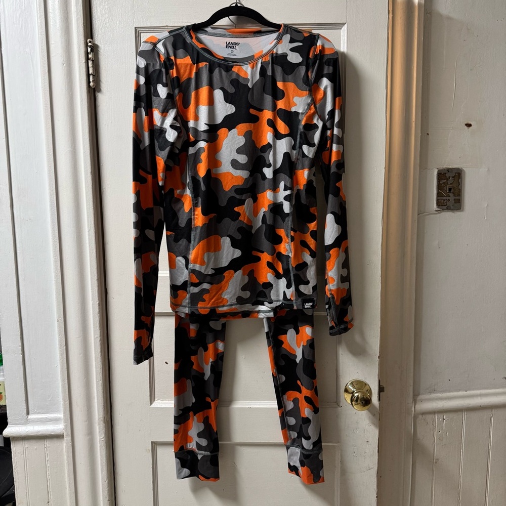 Lands' End Youth Base Layer Set - Orange, Black, Gray Camo Size XXL